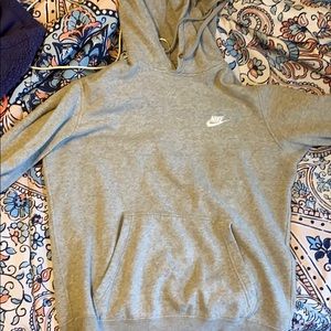 nike hooded sweatshirt